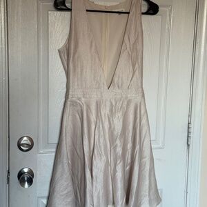 Sugar + Lips Champagne Plunge Fit & Flare Dress Size M